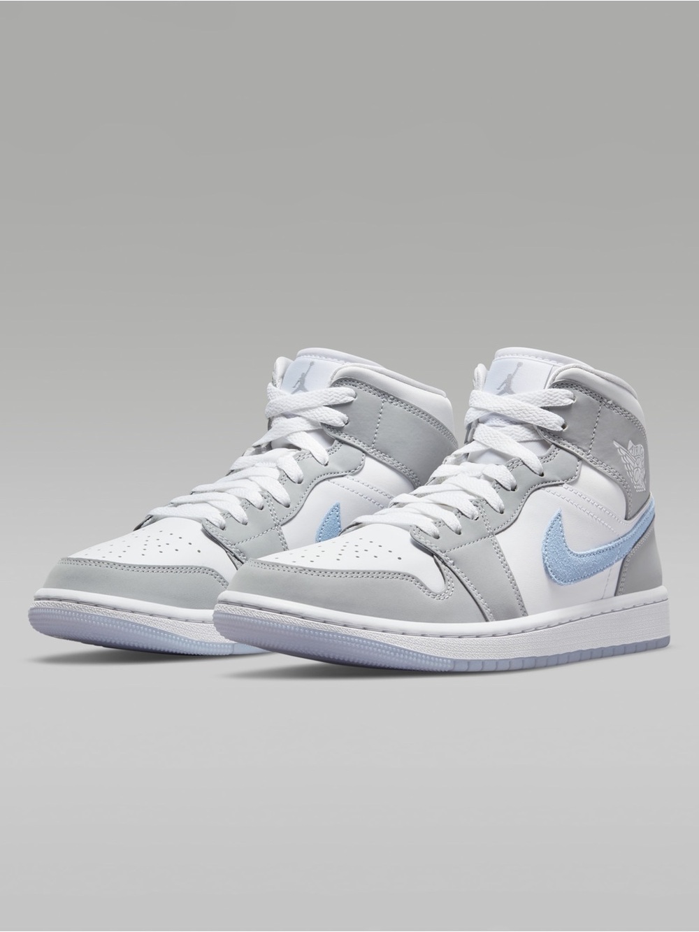 Nike Air Jordan 1 Mid 'Wolf Grey Aluminum’